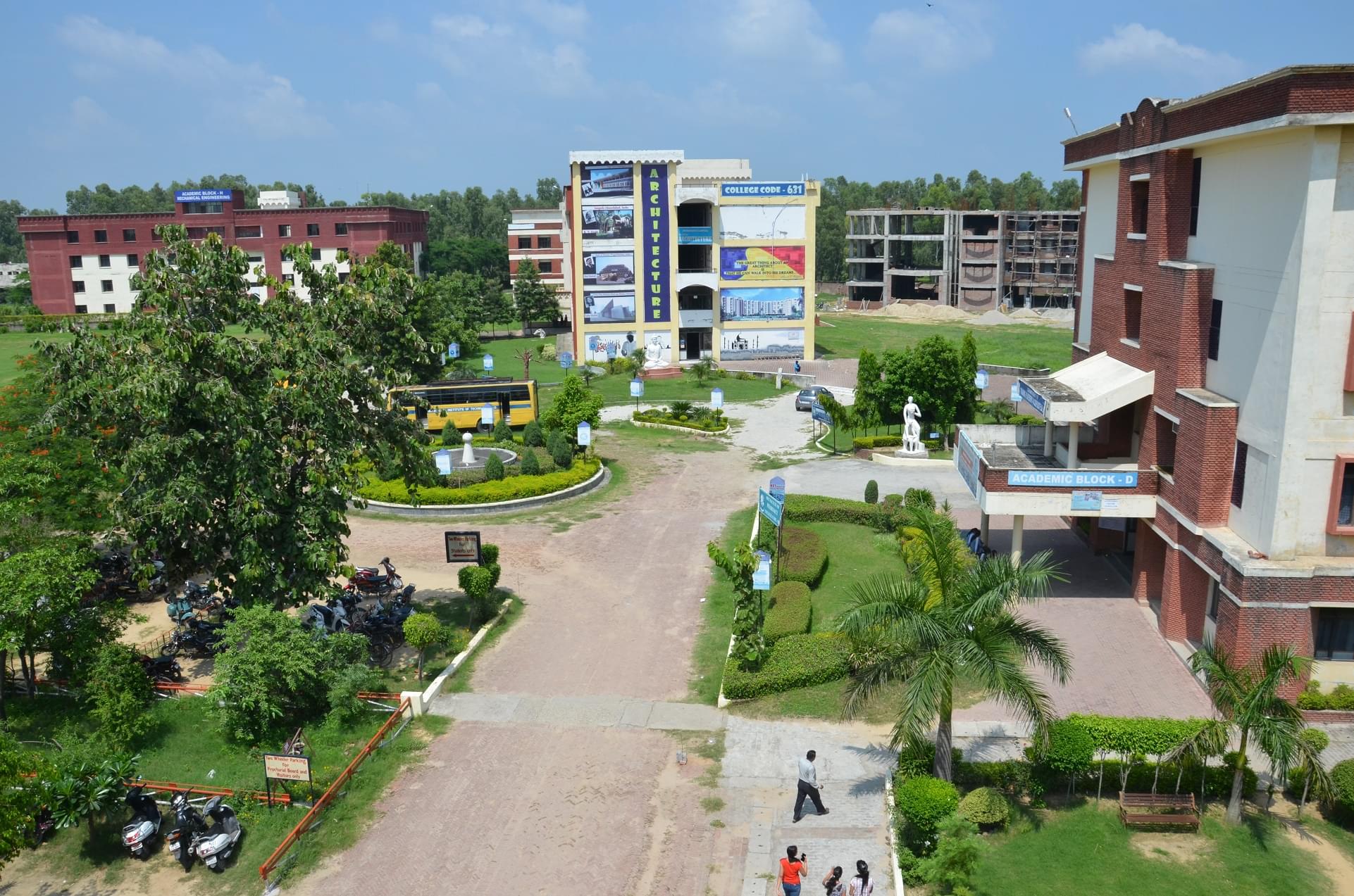 MIT Group of Institution Moradabad College Campus photo 4